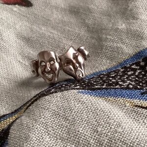 Sterling tragedy comedy ring.. size?? 4 guessing it is open